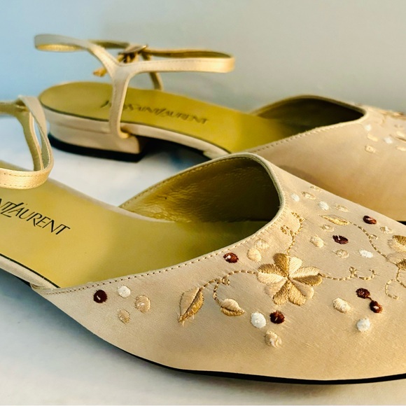 YVES SAINT LAURENT Tan Silk Embroidred Flats Sandals - Picture 2 of 3